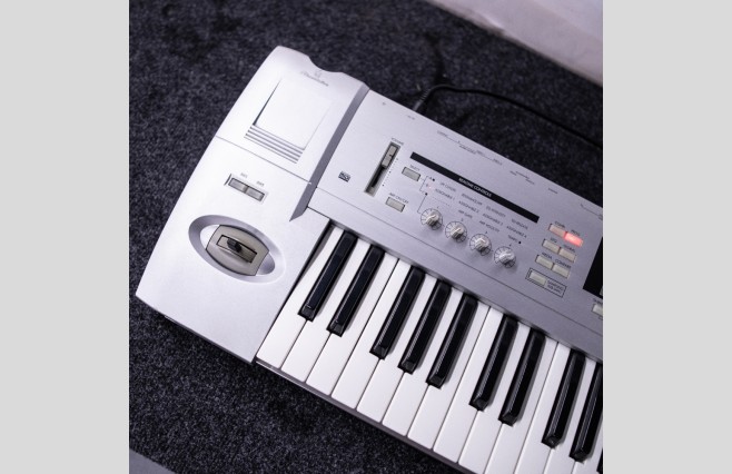 Used Korg Triton LE 61 Note Synthesizer with Flight Case (SN:006390) - Image 5